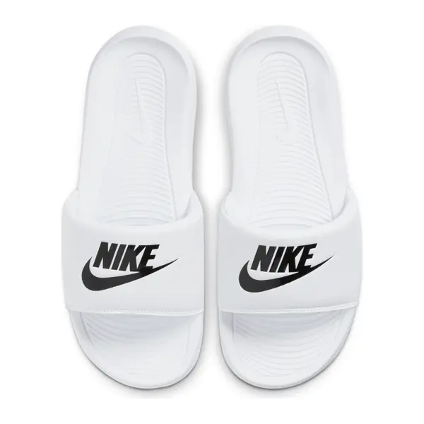 Nike Victori One