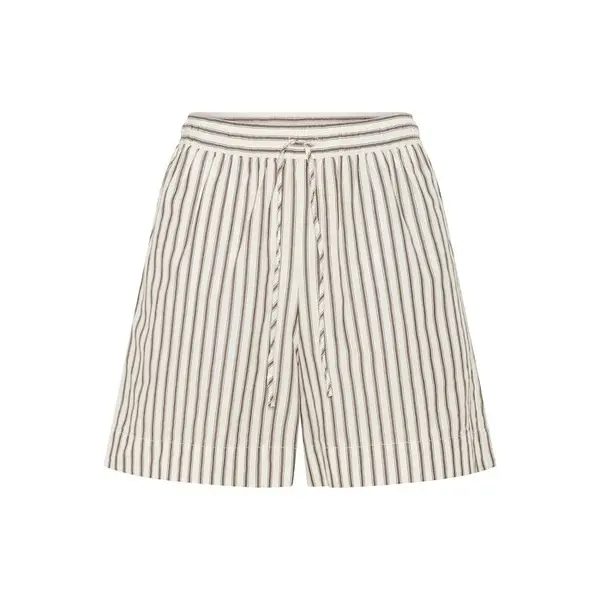 Short femme Soaked in Luxury Minevo Kaily