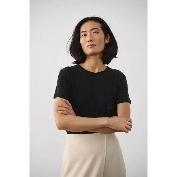 T-shirt femme Soaked in Luxury Columbine