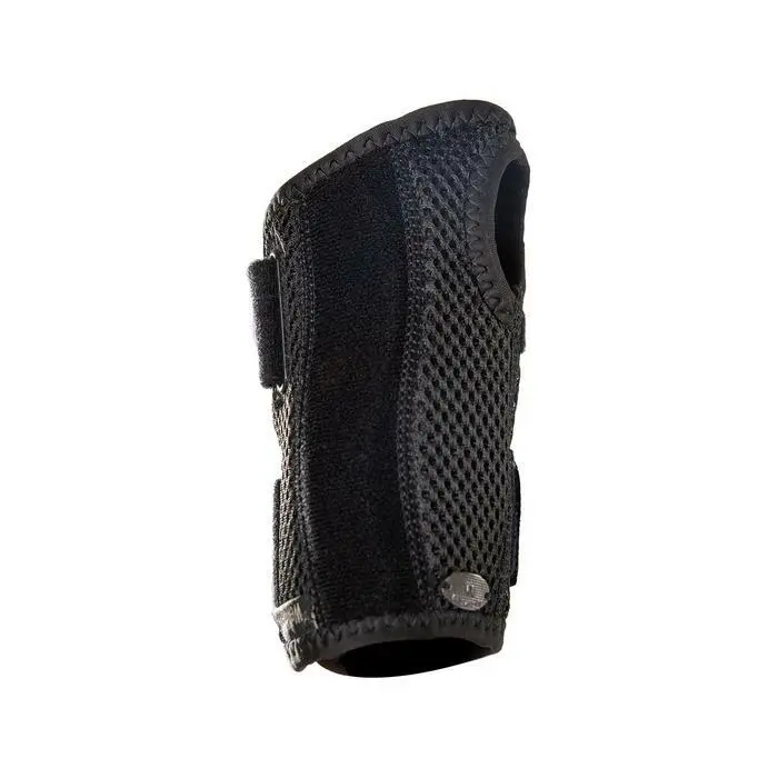 Carpus 1 wrist splint left hand Back on Track