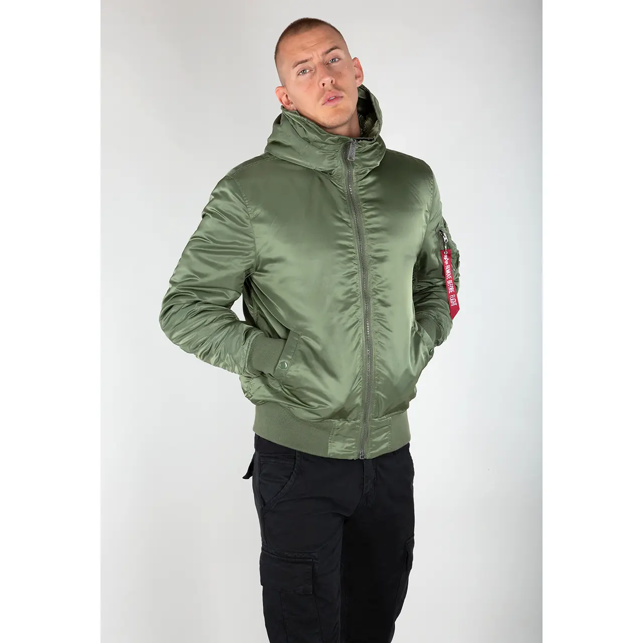 Giacca bomber con cappuccio Alpha Industries MA-1