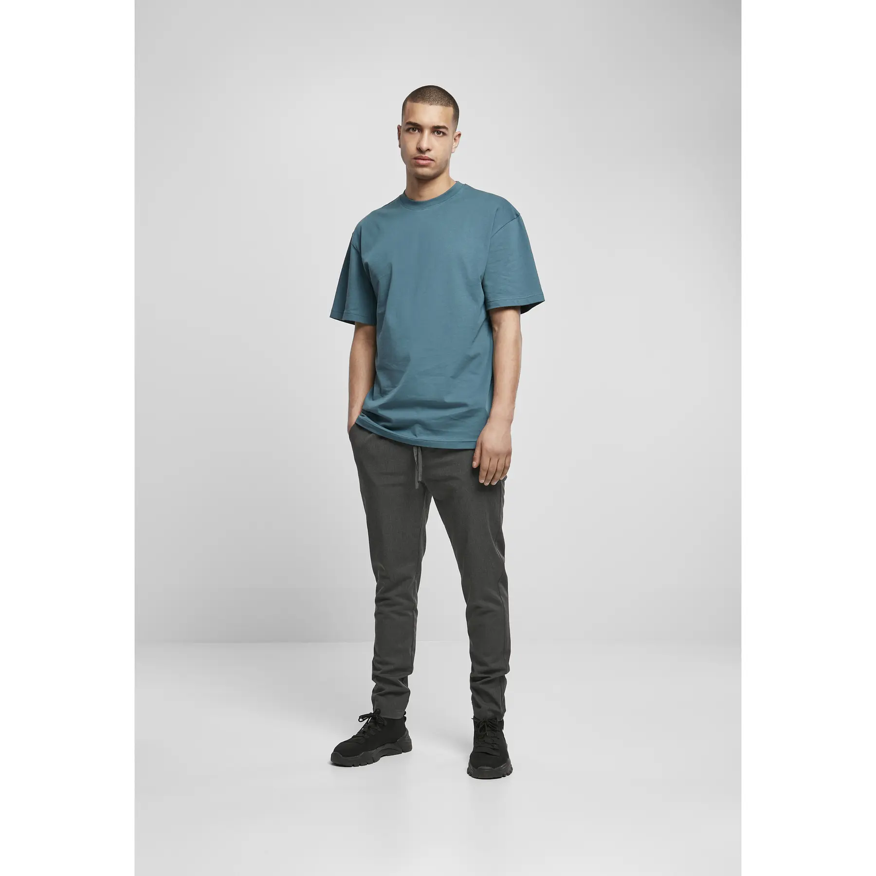 T-shirt Urban Classics tall