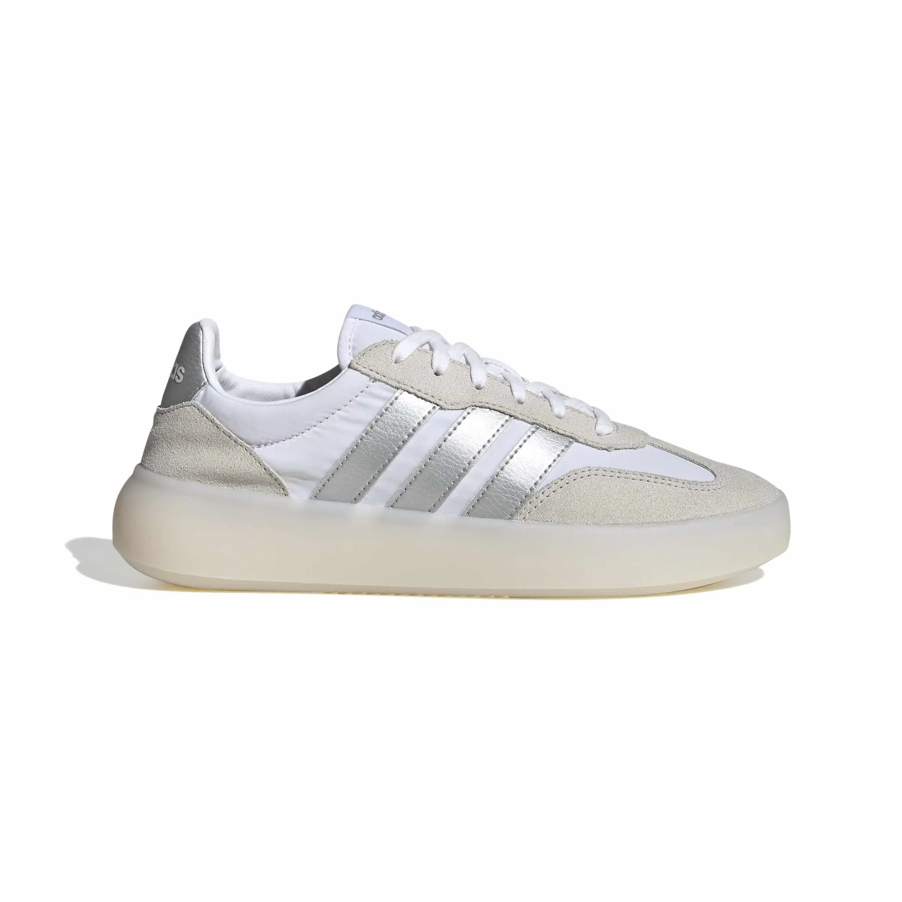 Sneakers adidas Barreda Decode - Farbe: Weiß