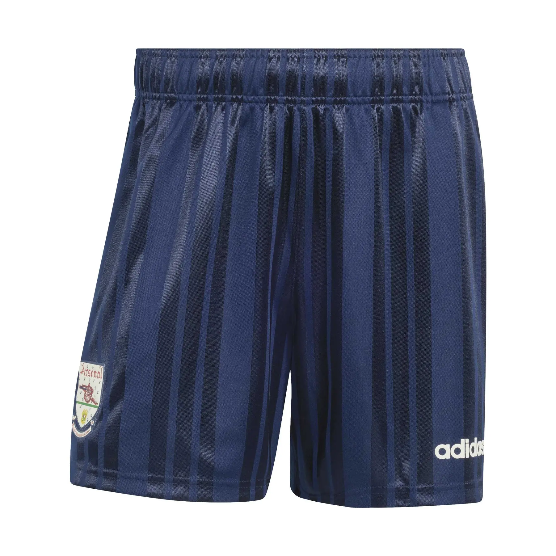 Kurze Arsenal EQT