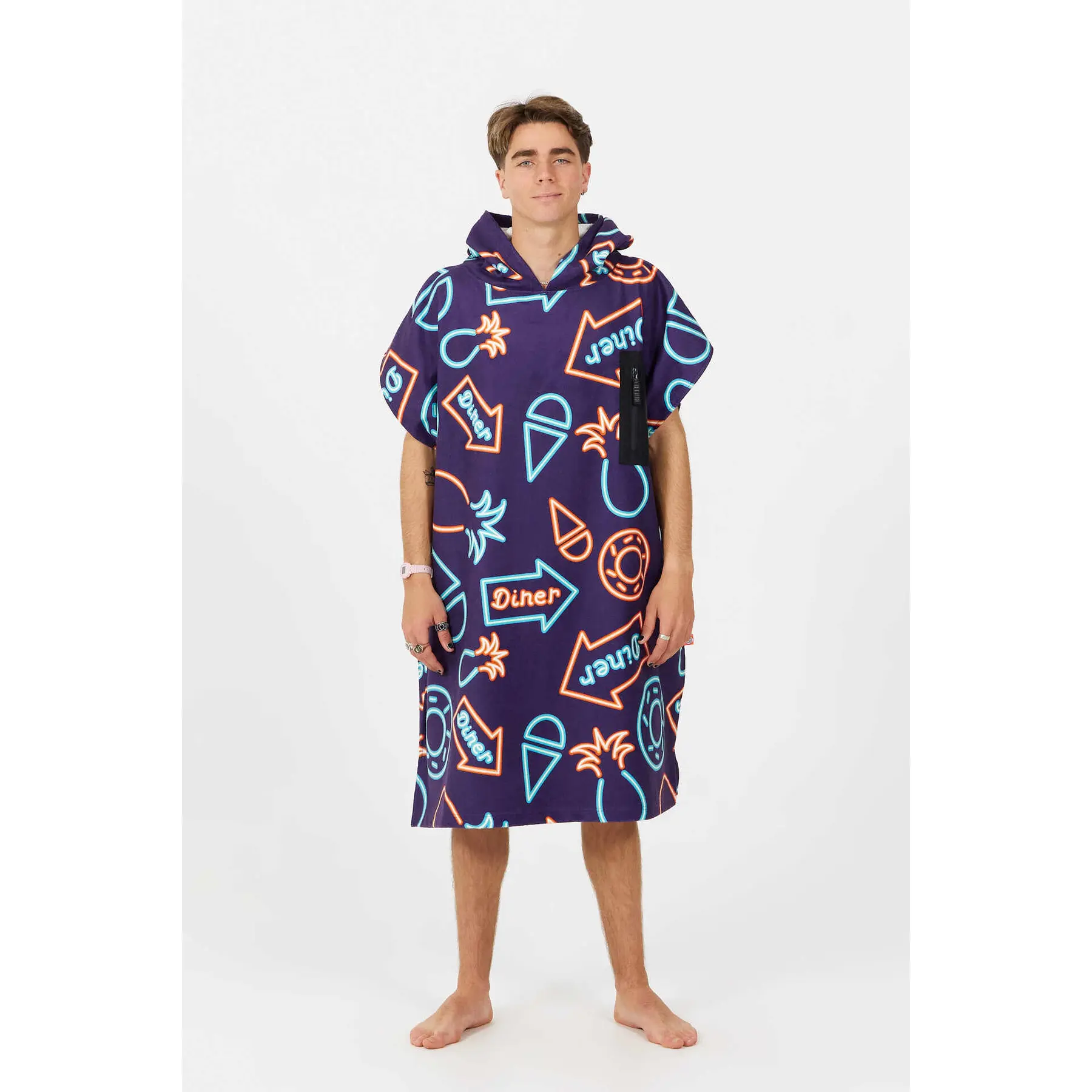 Poncho After Essentials Tech Pocket