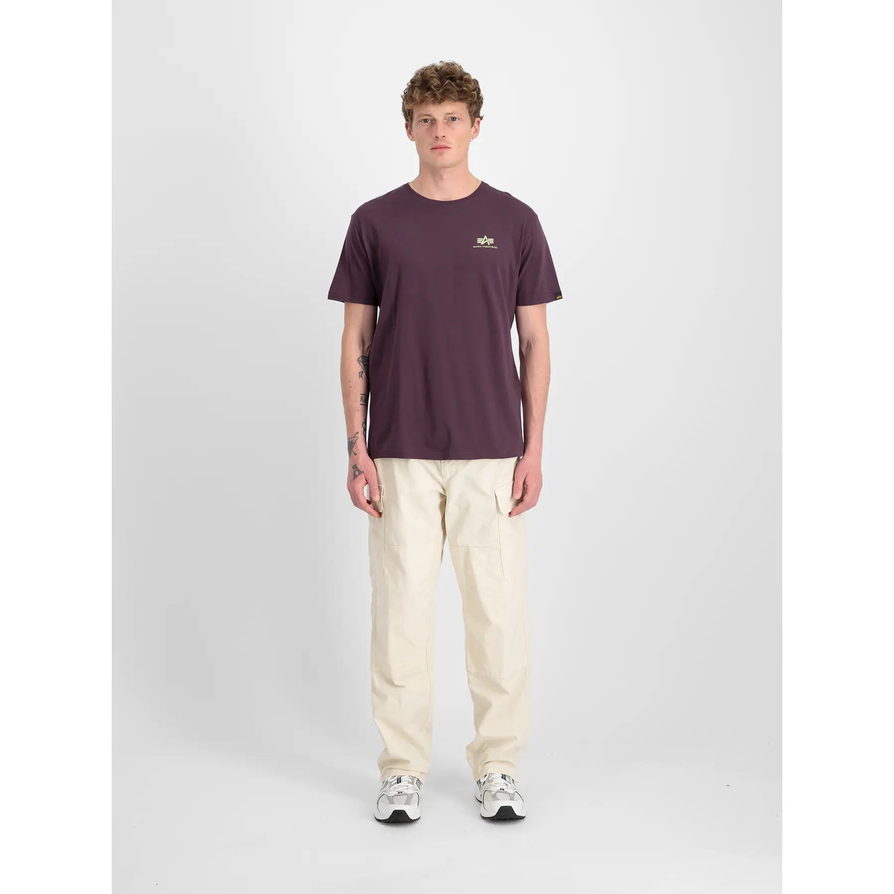 T-Shirt mit Druck auf der Rückseite Alpha Industries