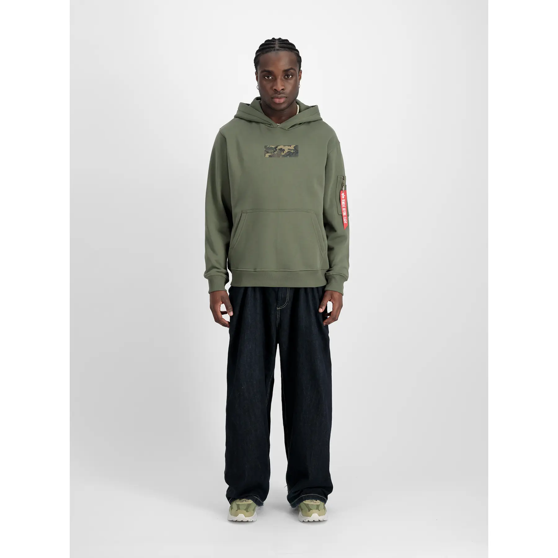 Felpa con cappuccio Alpha Industries Camo Panel
