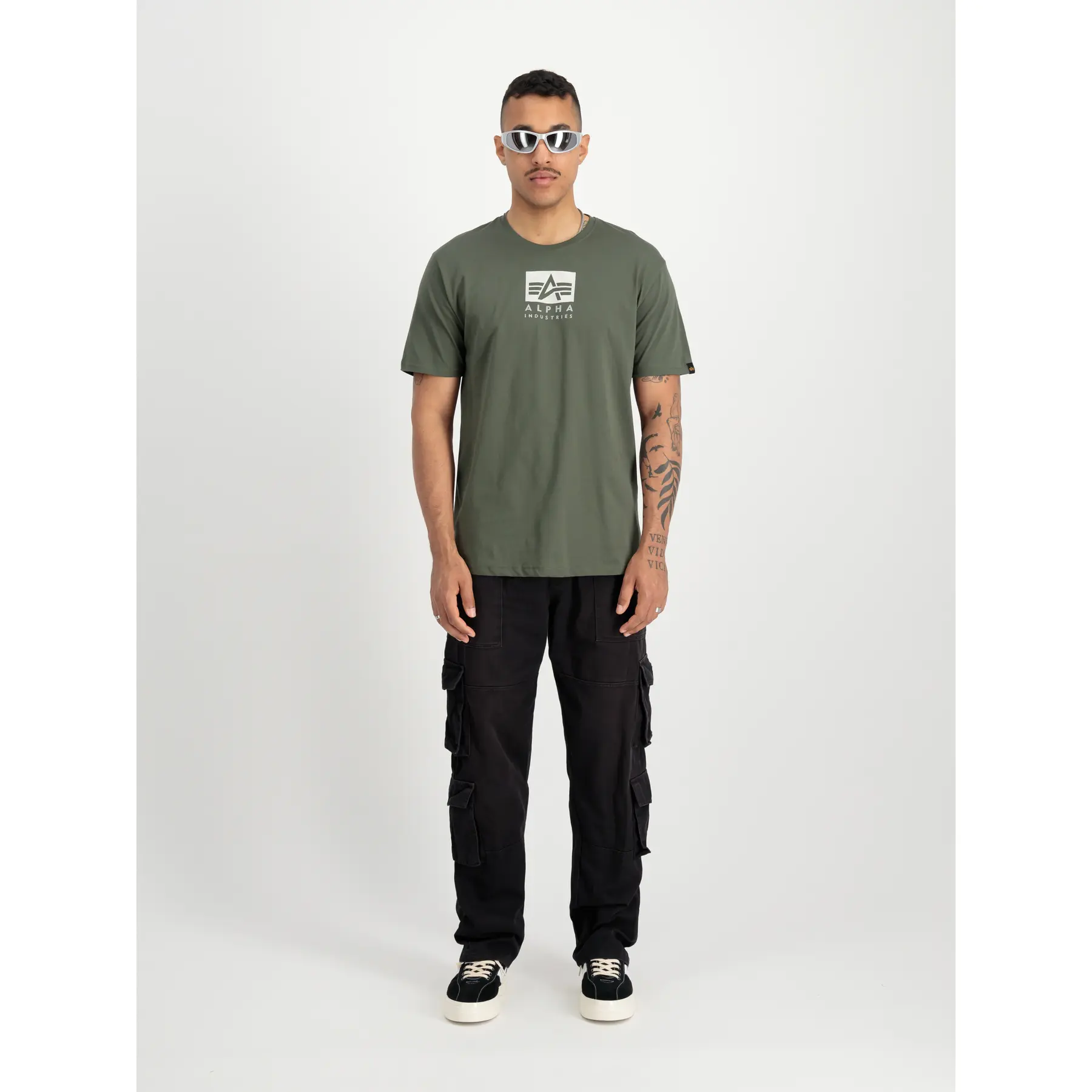 T-shirt con logo in satin Alpha Industries