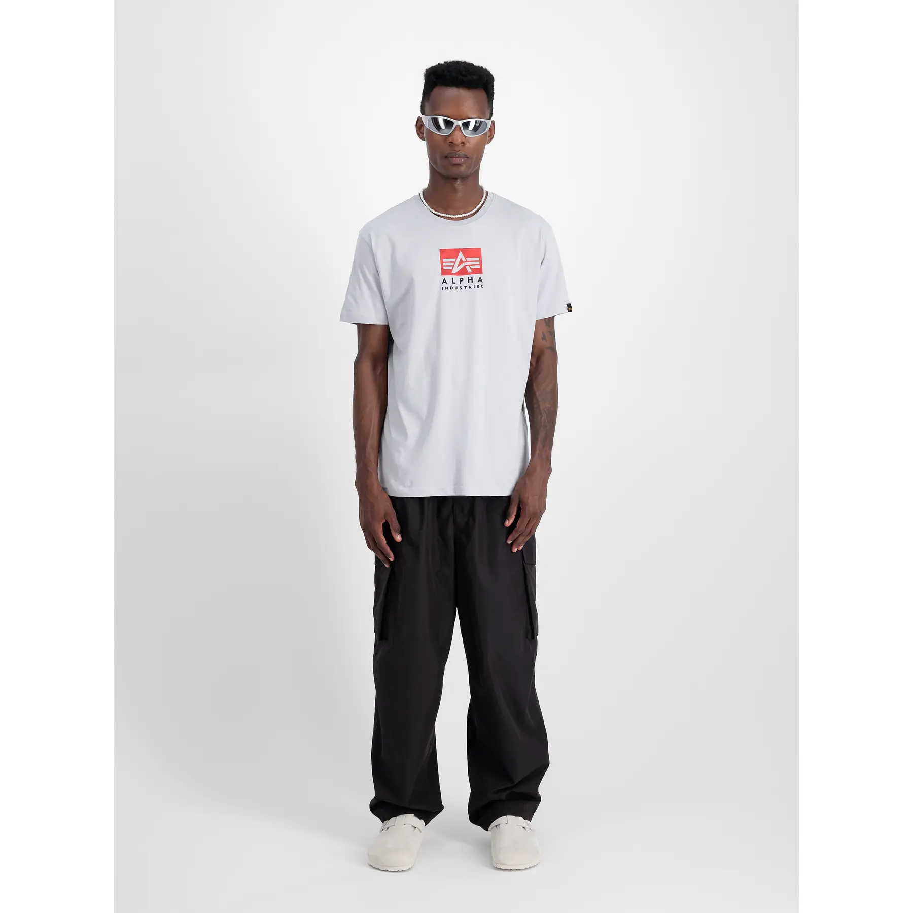 T-shirt con logo in satin Alpha Industries