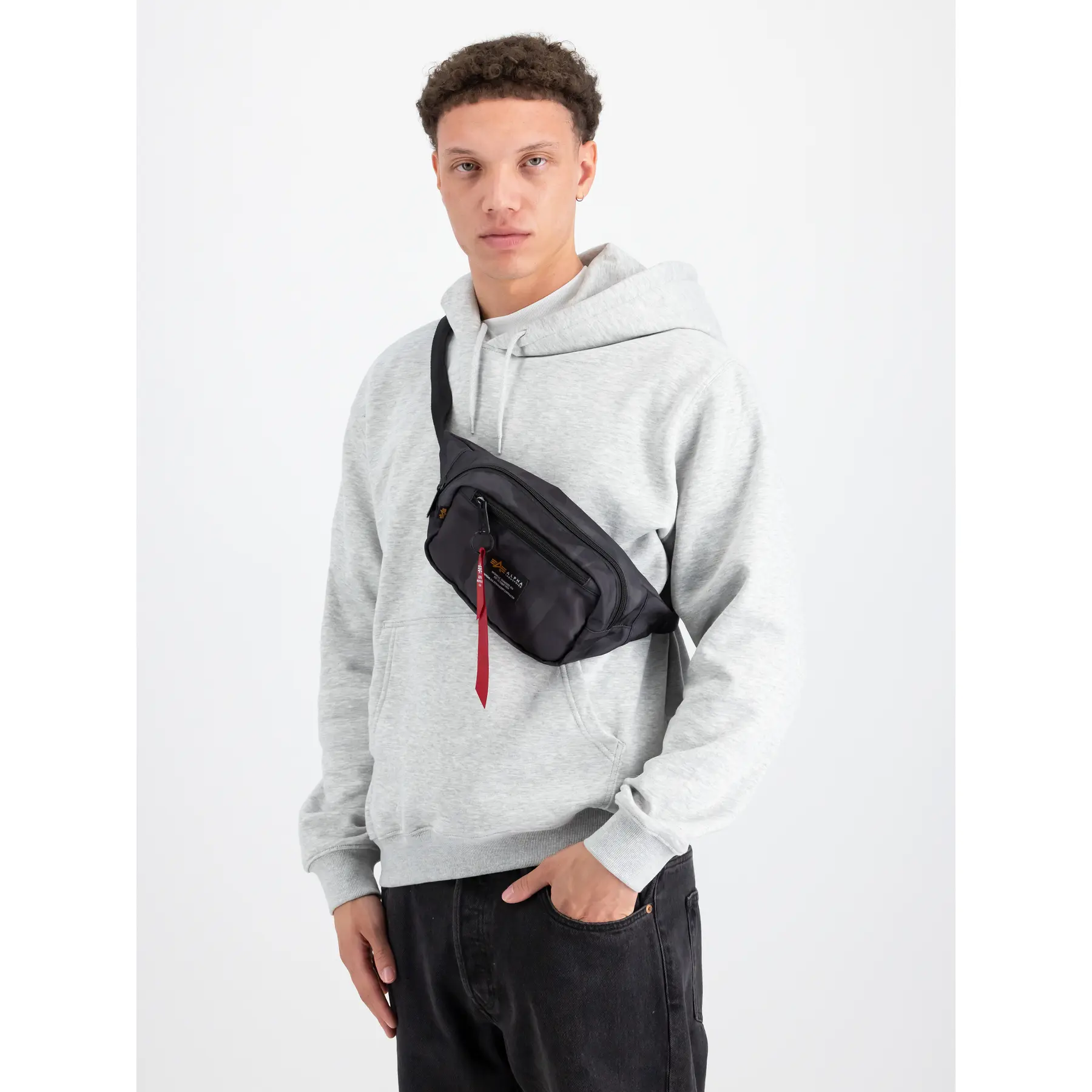 Borsa a tracolla Alpha Industries Crew Camo