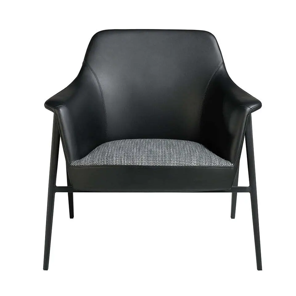 Fauteuil en tissu et croûte de cuir Angel Cerdà Fauteuil en tissu et croûte de cuir Angel Cerdà