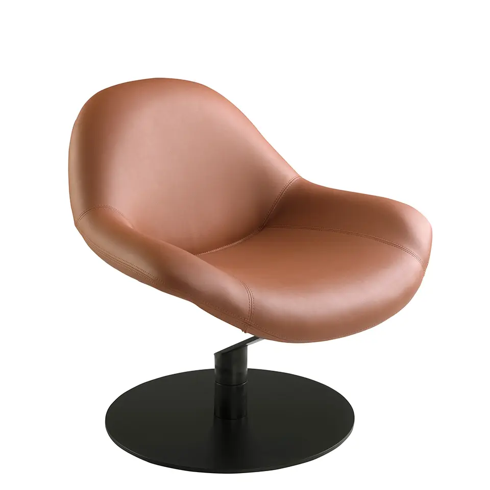 Fauteuil en croûte de cuir Angel Cerdà Fauteuil en croûte de cuir Angel Cerdà
