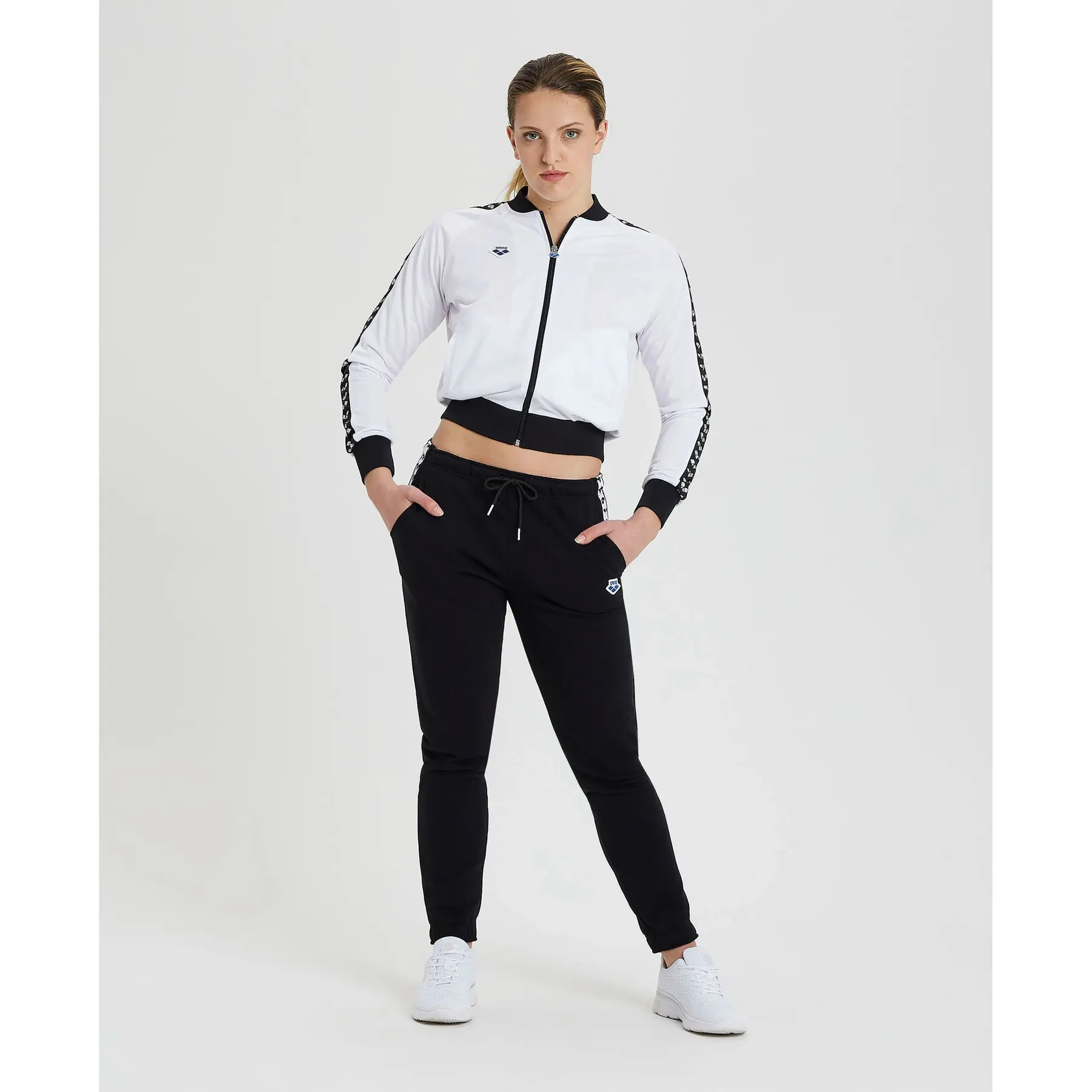 Damen Trainingsjacke Arena Relax IV