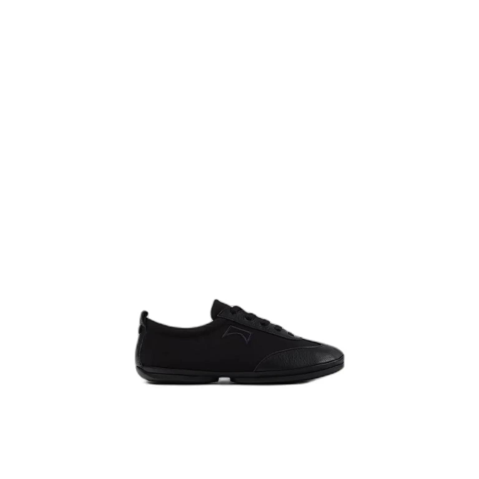 Camper Women's Noir Sneakers Right Nina
