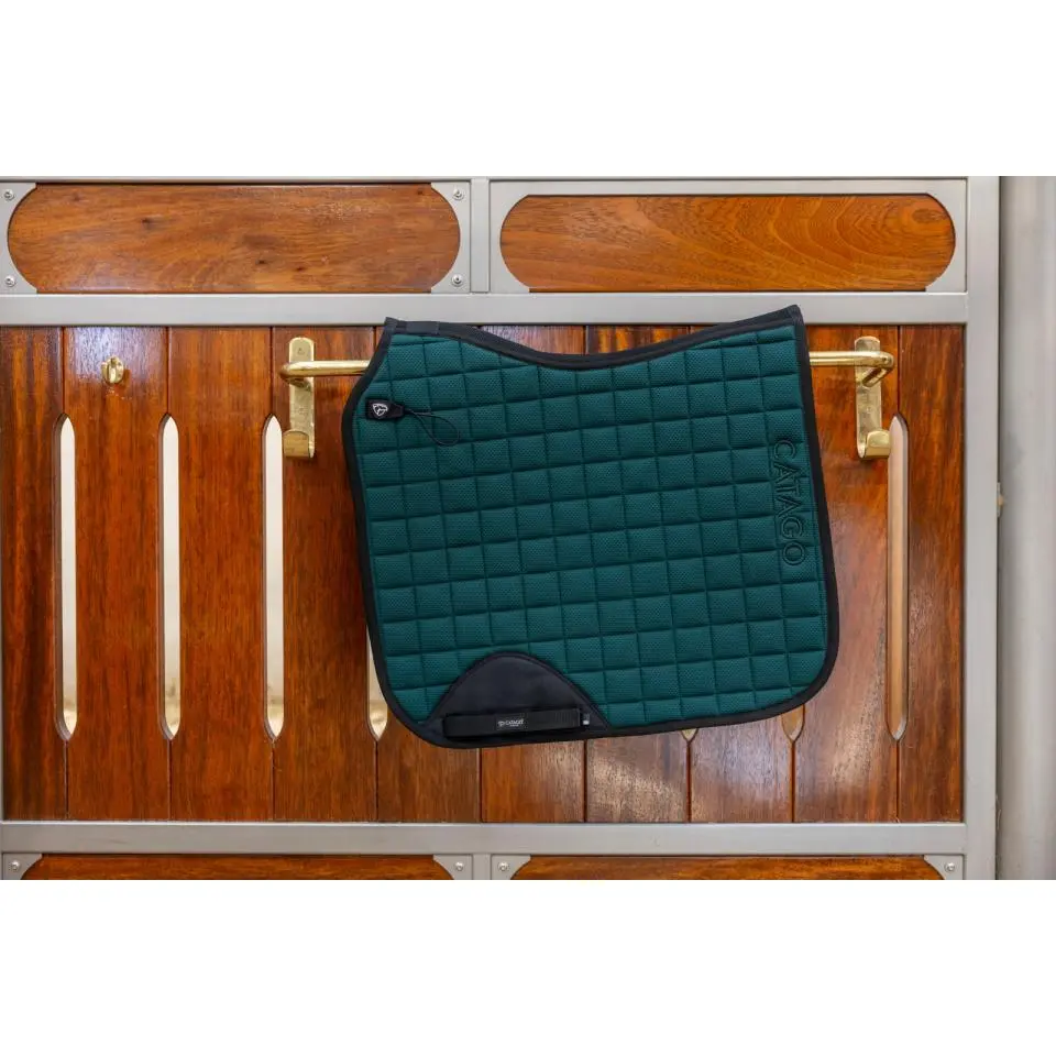 Dressage saddle pad for horses Catago Fir-tech