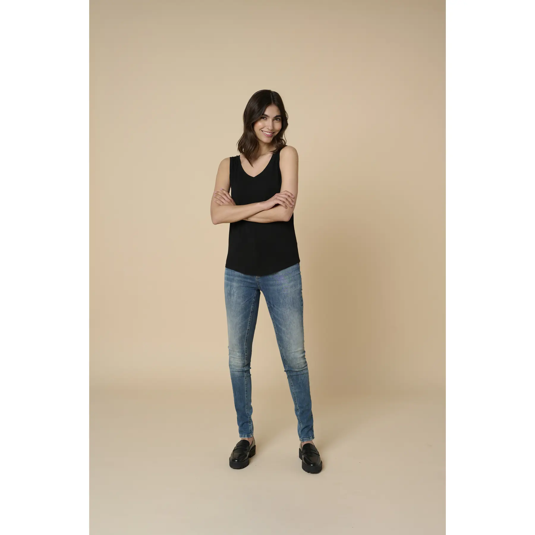Canotta donna con scollo a V CULTURE Poppy