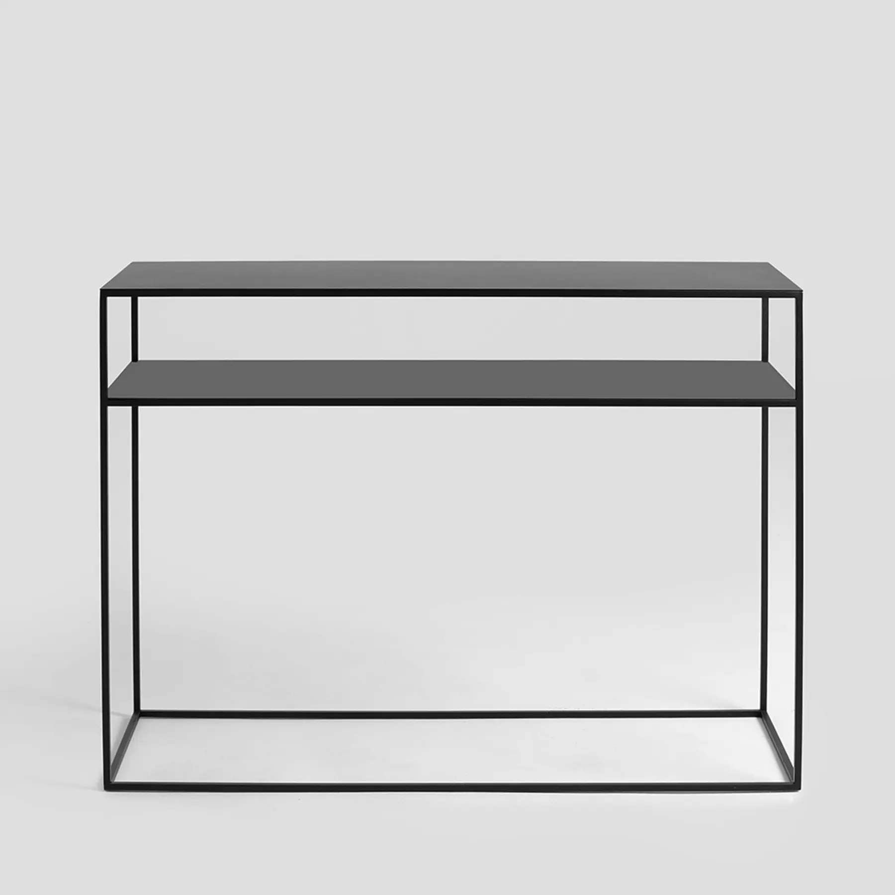 Table CUSTOM FORM Tensio 2 Floor Metal Table CUSTOM FORM Tensio 2 Floor Metal