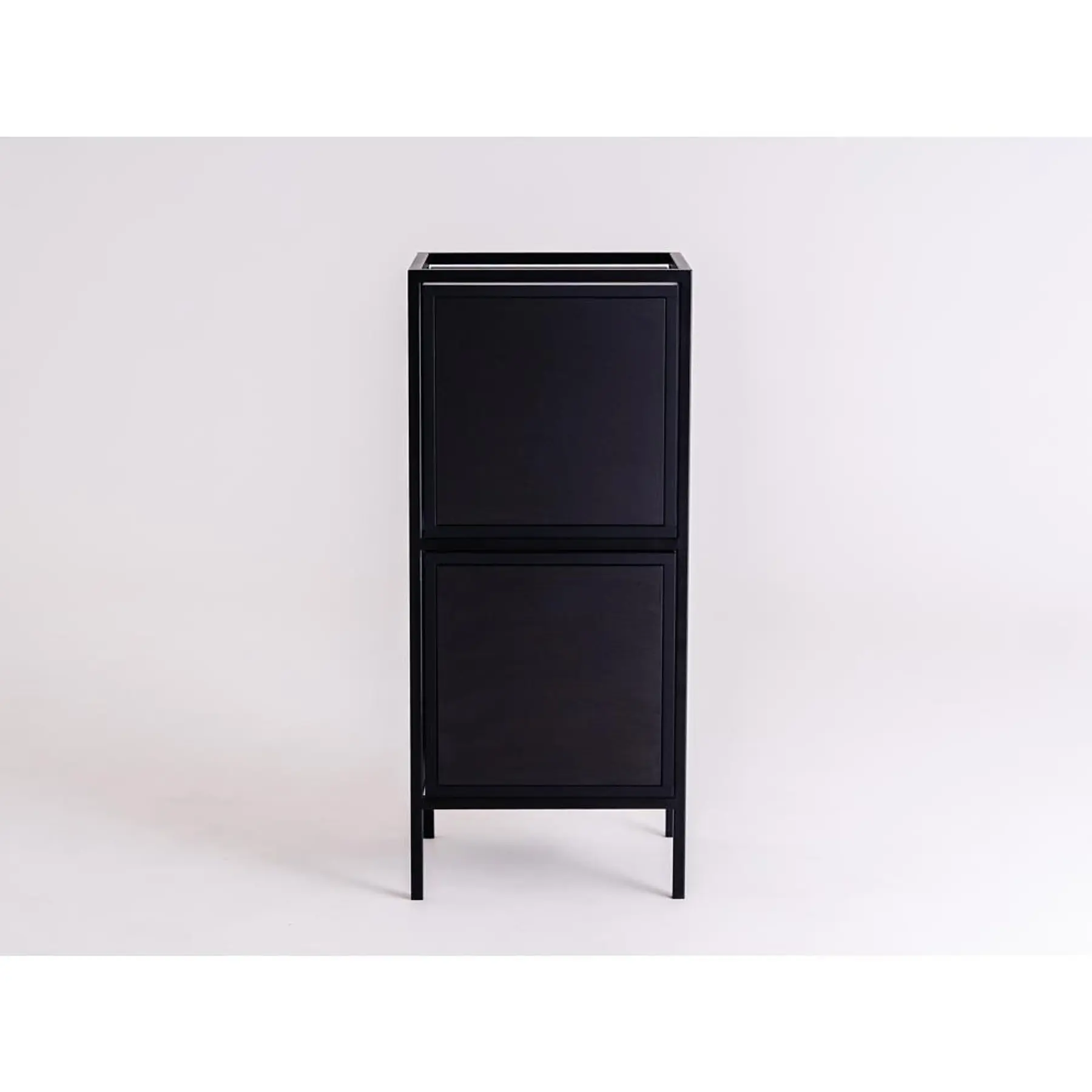 Table de chevet avec porte CUSTOM FORM SKAP 1R2 (x2) Table de chevet avec porte CUSTOM FORM SKAP 1R2 (x2)