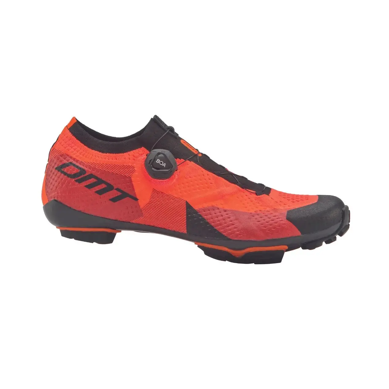 Schoenen DMT KM1