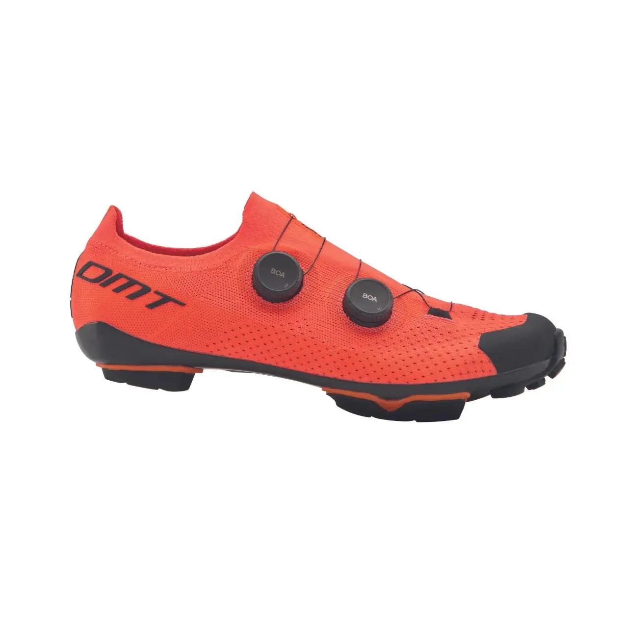 Schoenen DMT KM0