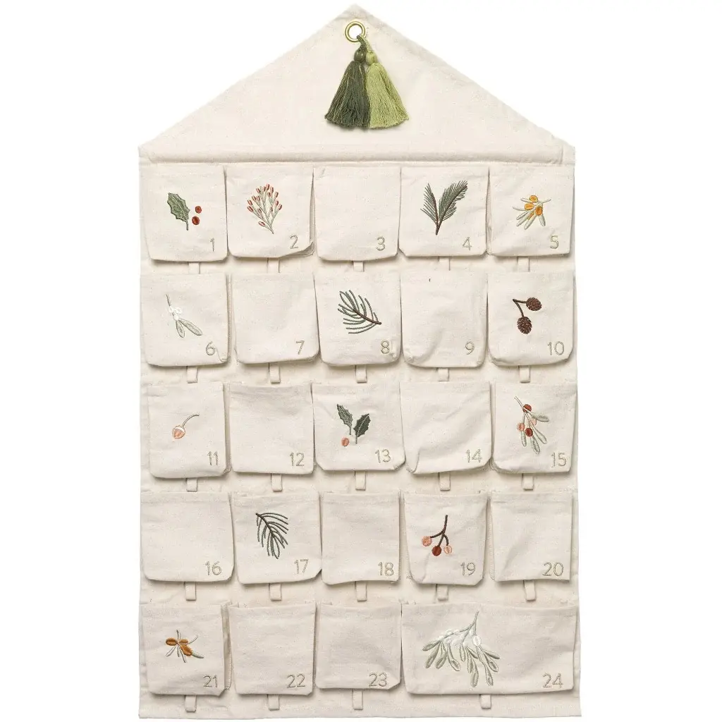 Wandkalender Fabelab Yule Greens embroidery