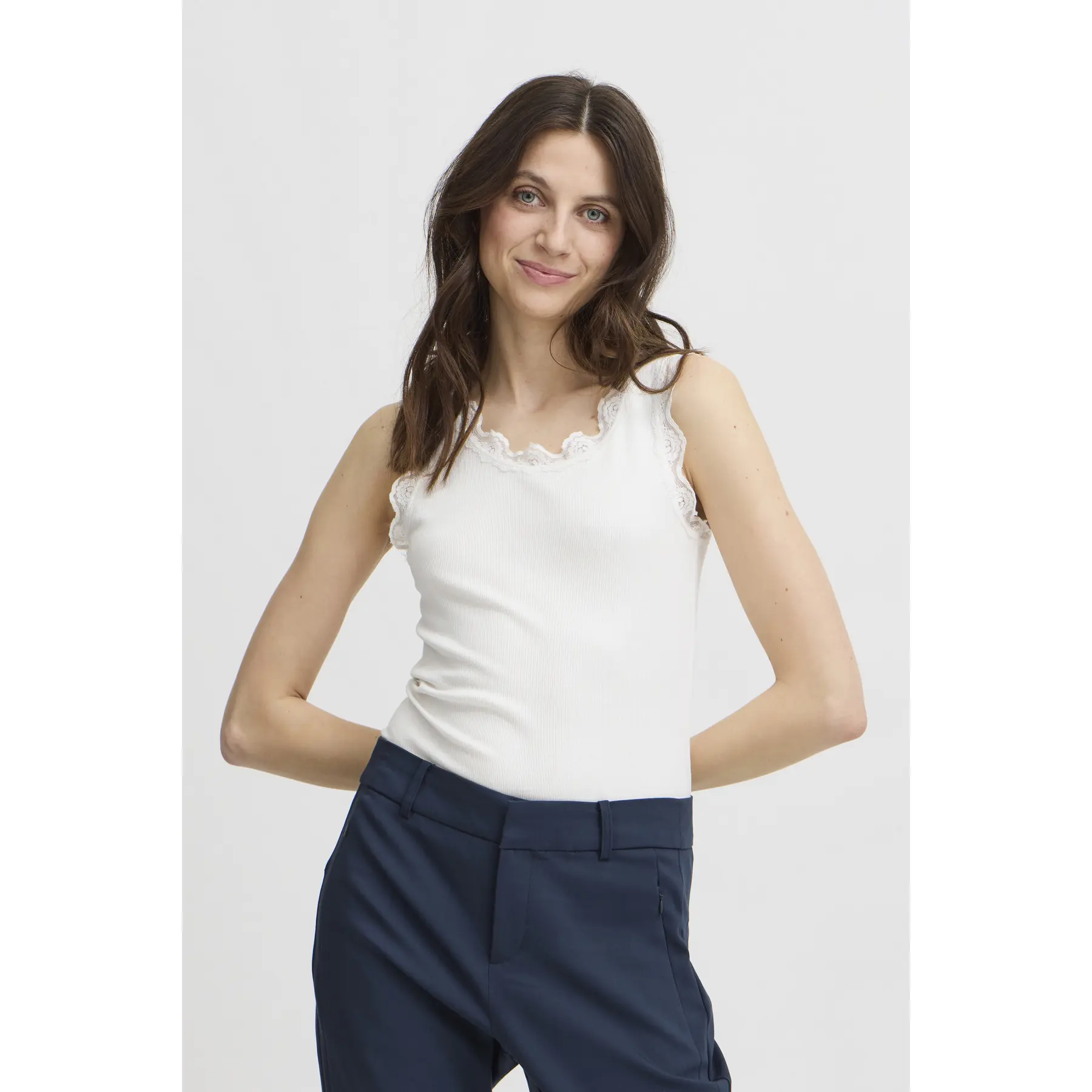 T-shirt a V per donna fransa Hizamond