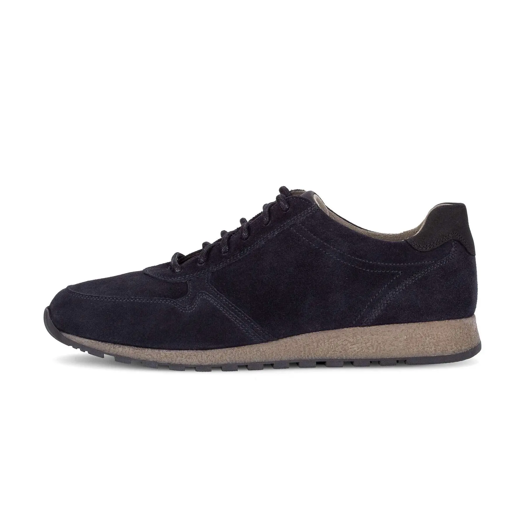 Baskets aus gewachstem Wildleder und Veloursnubuk Gabor