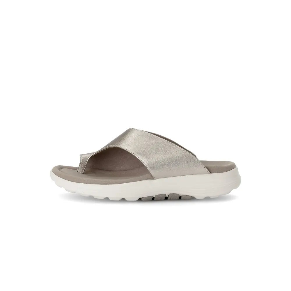 Damen Mules aus metallisch glänzendem Satin Gabor Rollingsoft