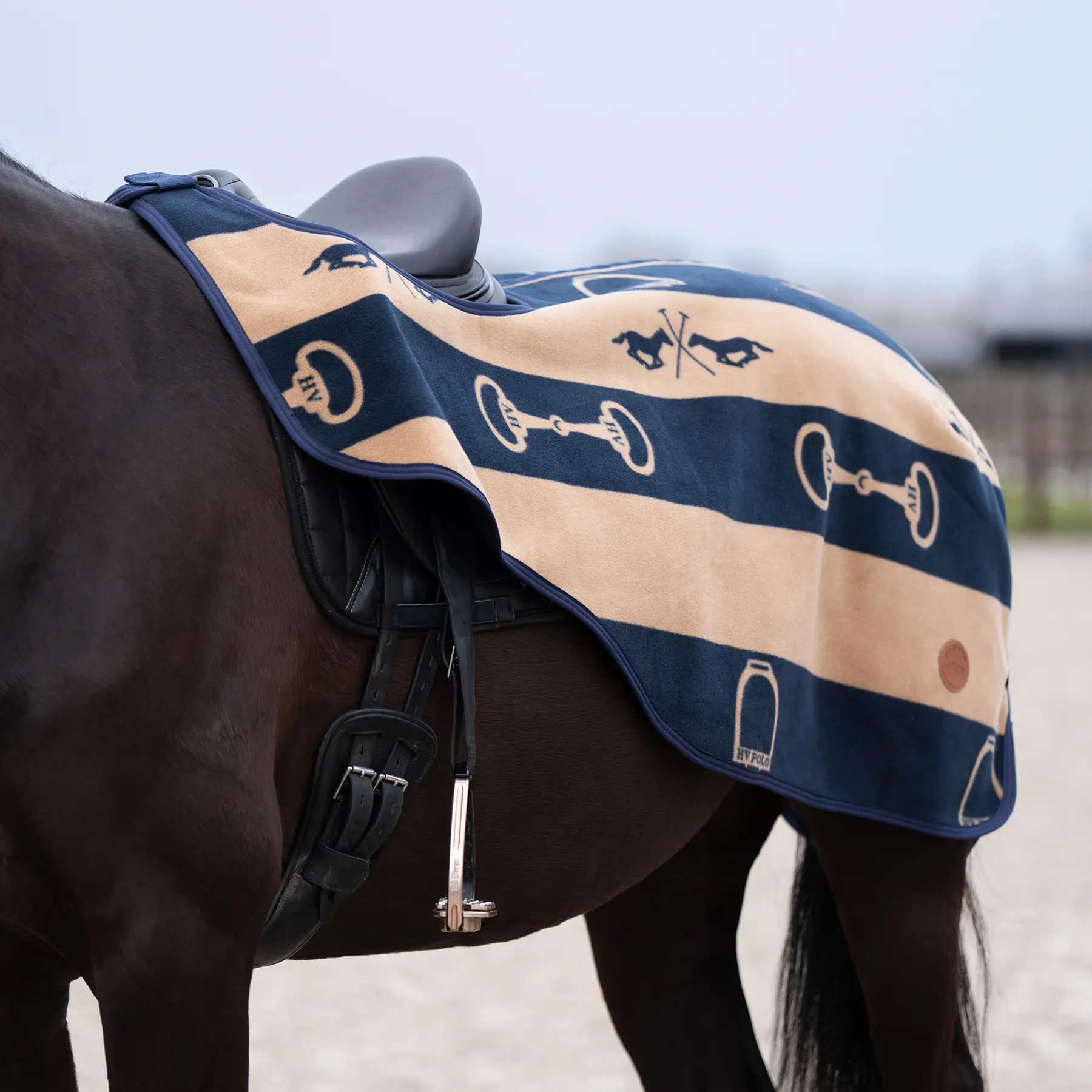 Couverture de marcheur pour cheval imprimé HV Polo Gwenny