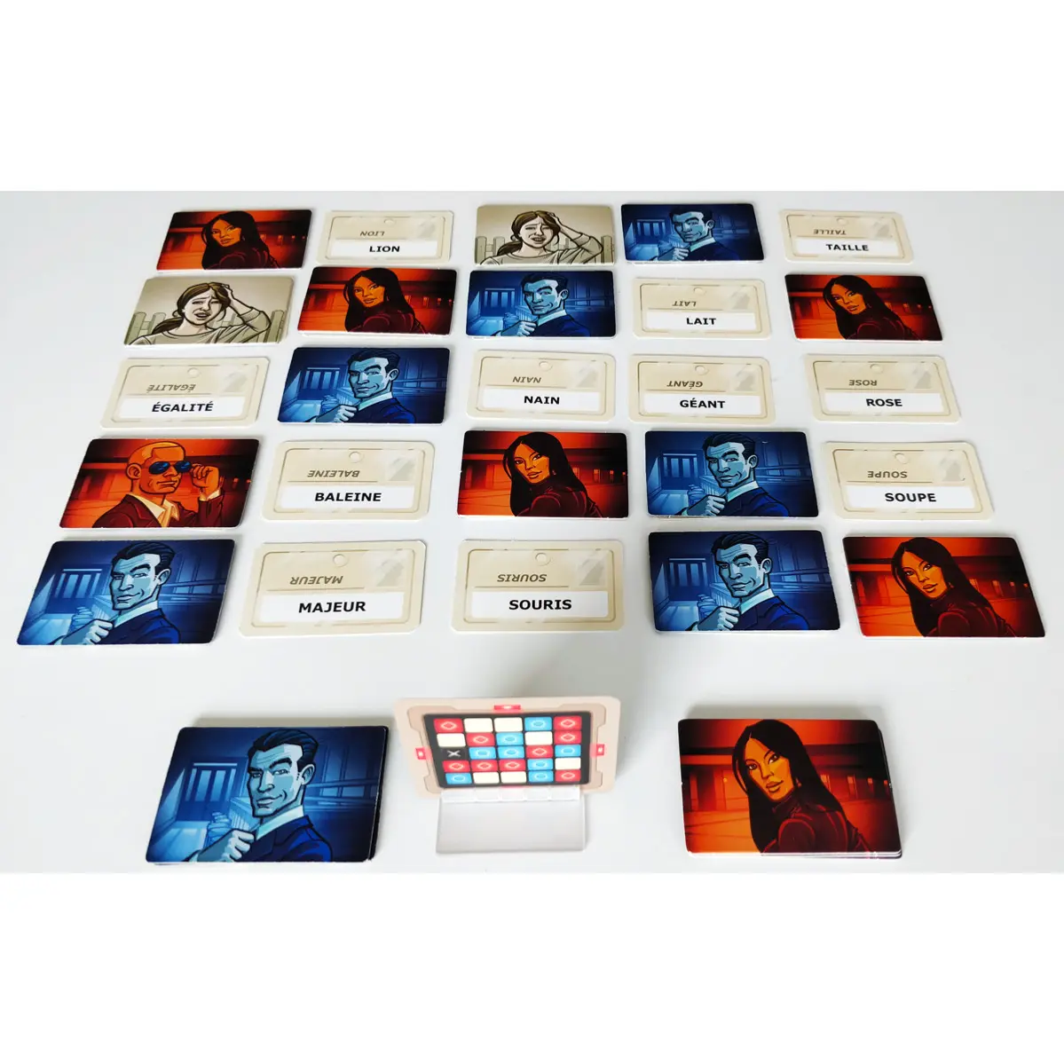 Gesellschaftsspiele IELLO Codenames XXL