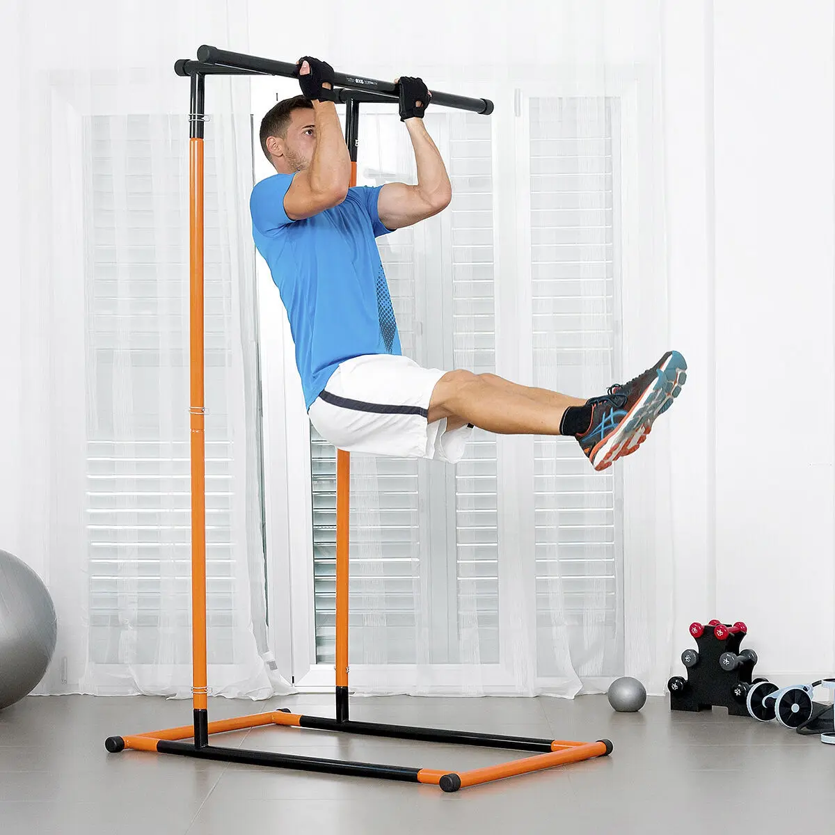 Tractie- en fitnessstang met oefengids InnovaGoods