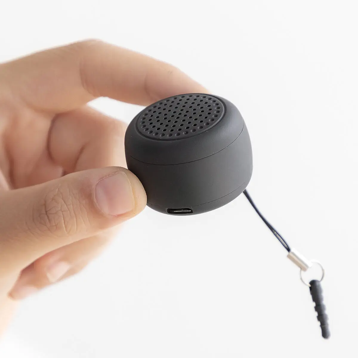 Tragbarer und wiederaufladbarer Mini-Bluetooth-Lautsprecher ohne Kabel InnovaGoods Miund