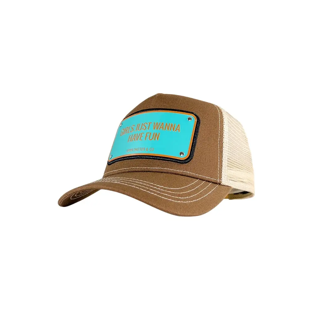 Trucker pet John Hatter Girls Just Wanna Have Fun