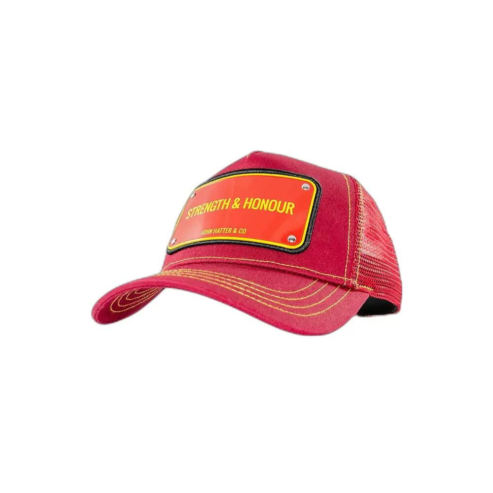 Trucker pet John Hatter Strength & Honour