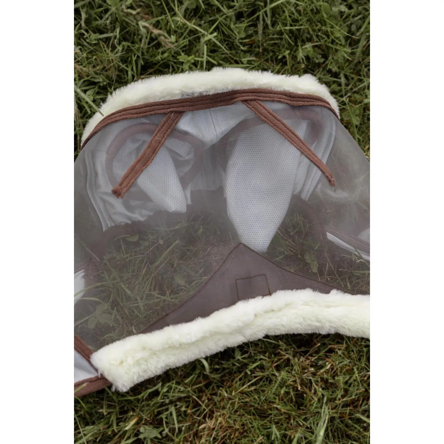 Skin-friendly fly mask with ears for horses Kentucky