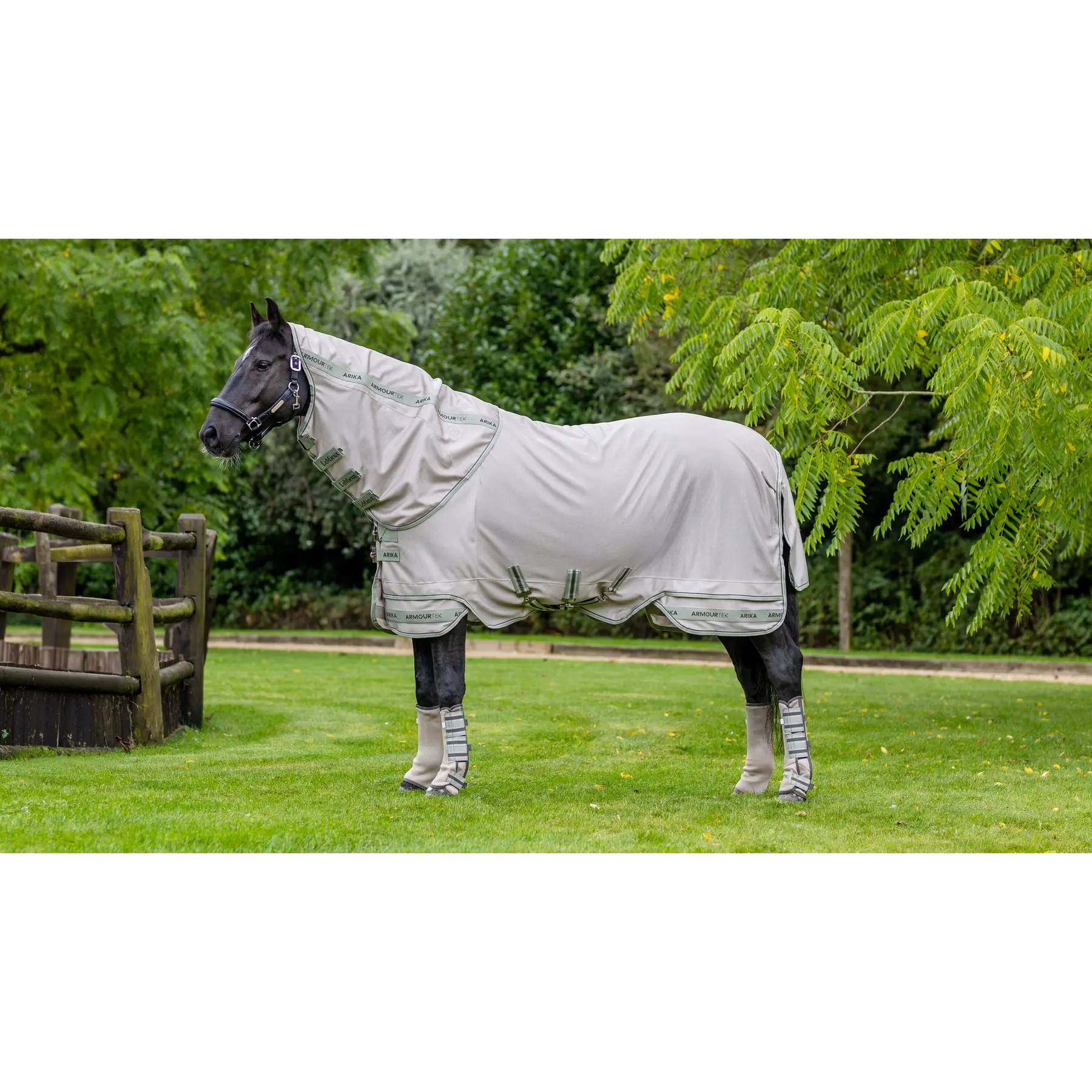 Coperta antimosche per cavalli - con copricollo LeMieux Arika Armour-Tek