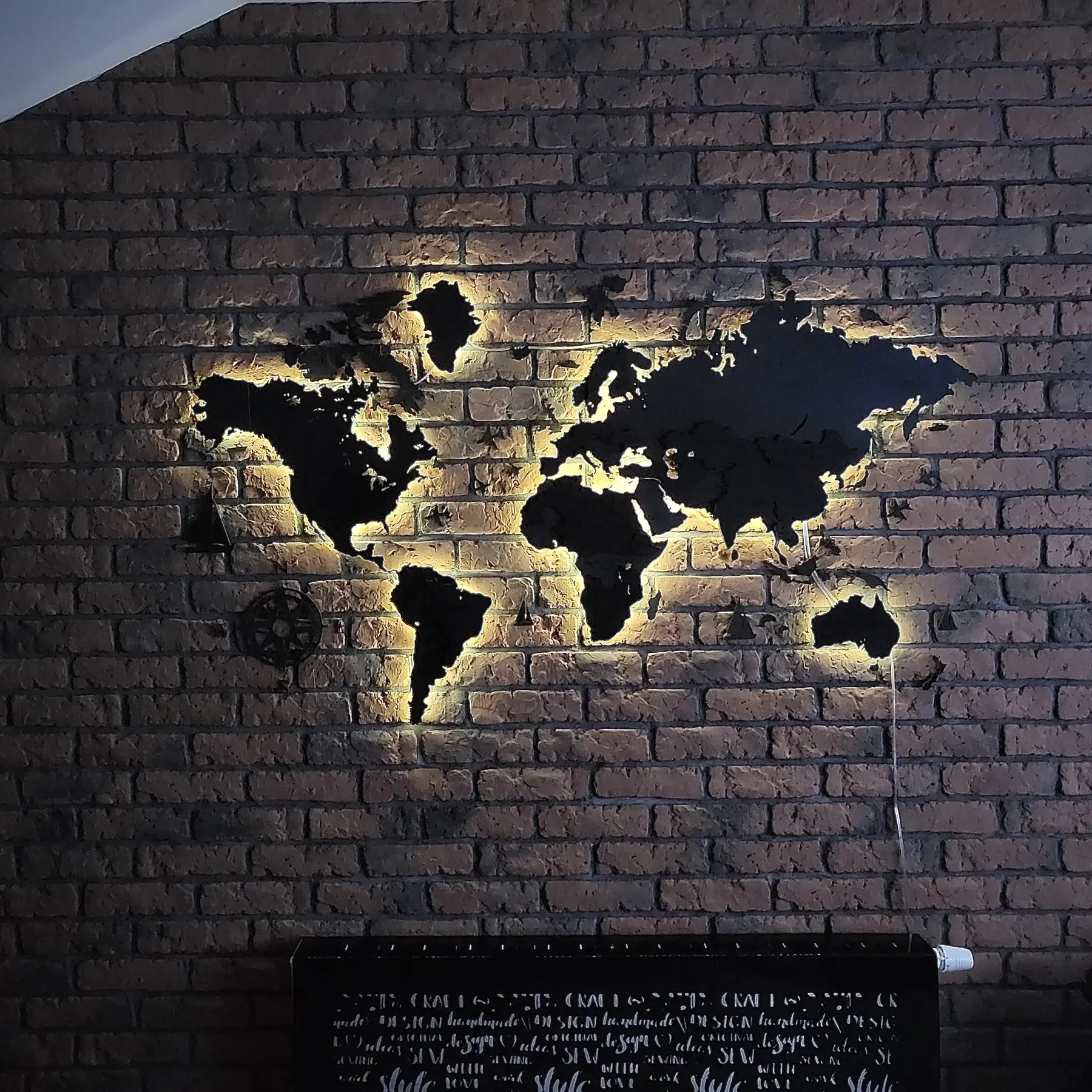 Wanddeko Weltkarte mit LED-Hintergrundbeleuchtung LosokaWood 3D Wzór XX
