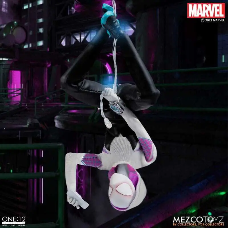 ONE:12 Collective Ghost-Spider Gwen Stacy Earth-65 action figure 1/12 Mezco - Immagine 4