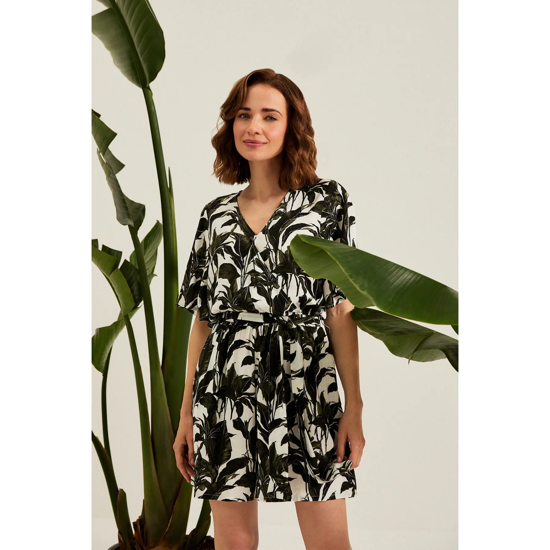 Vestito da donna  L-SU-4949