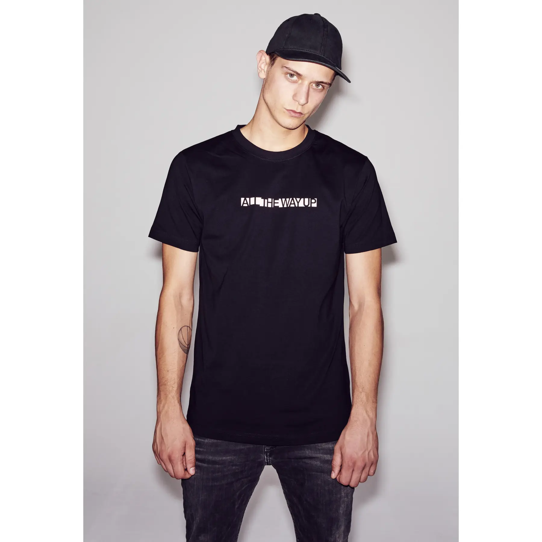 T-shirt Urban Classics all the way up logo