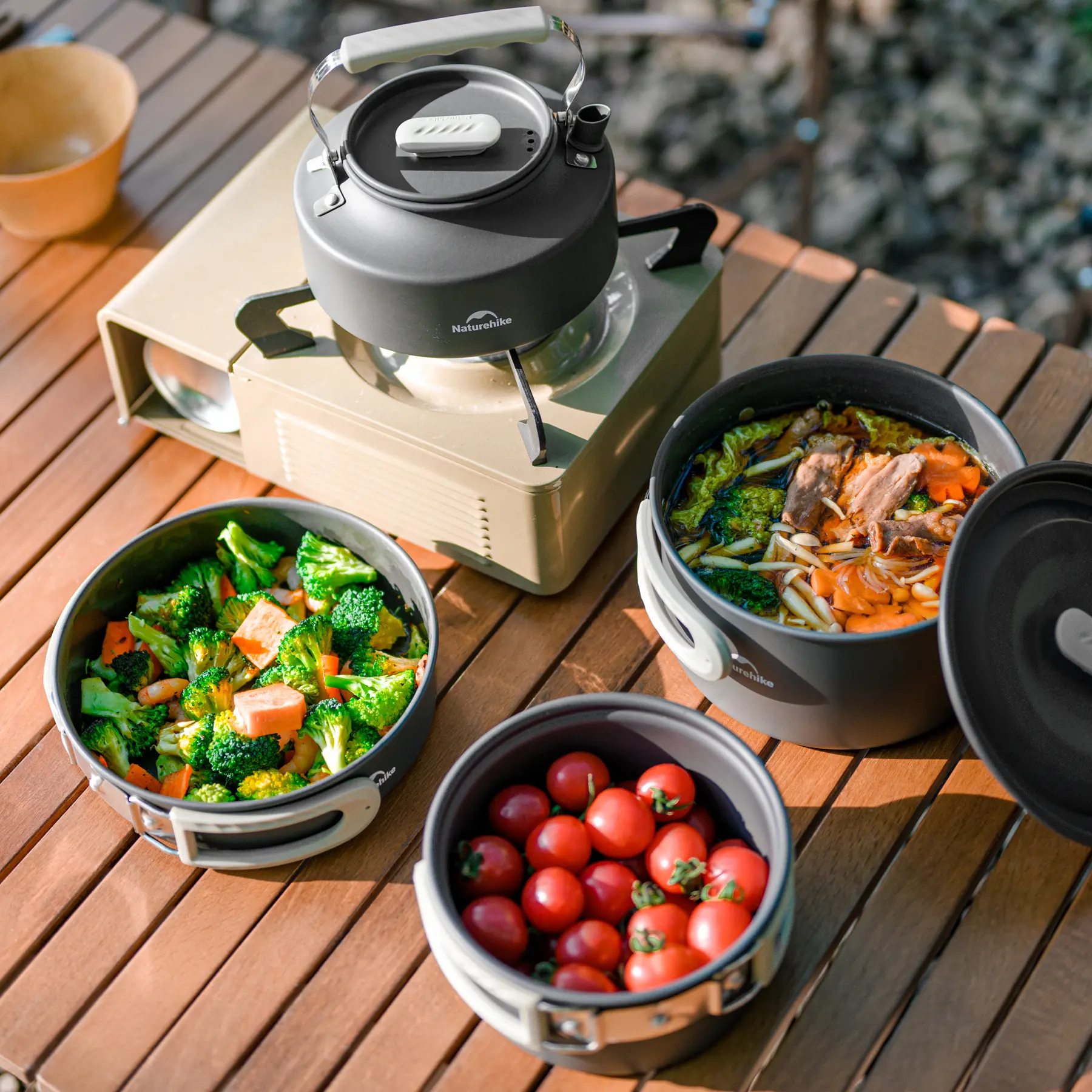 Küchen Set mit Pfanne, Wasserkocher und Kochtopf Naturehike