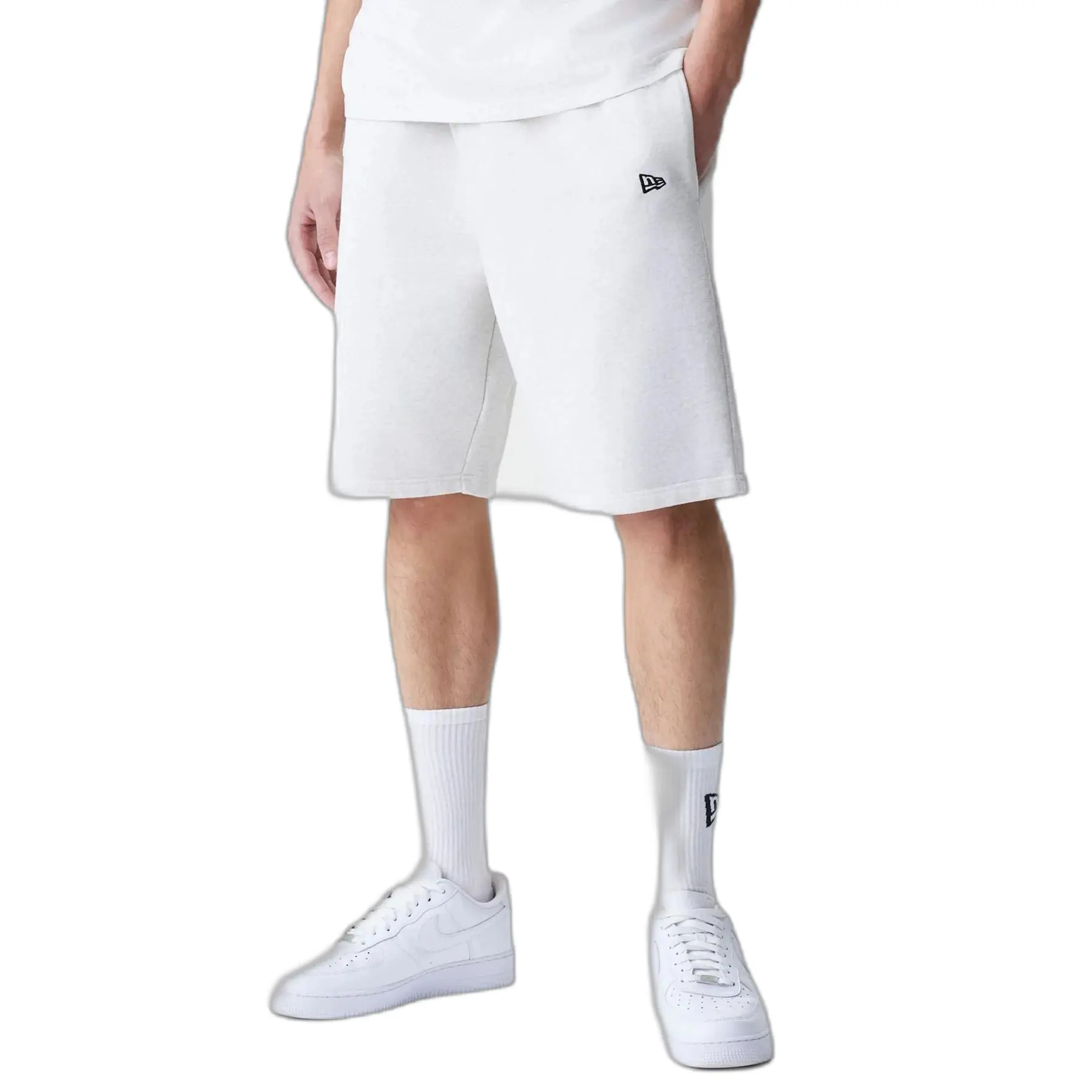Shorts oversize New Era Essentials