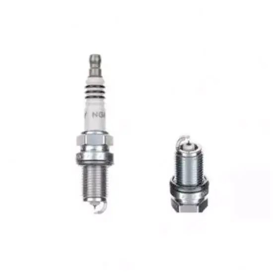 Candela per moto NGK BKR6EIX (4)