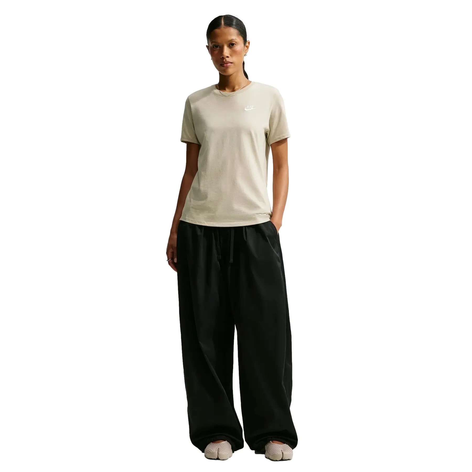 T-shirt dames Nike Sportswear Club Essentials