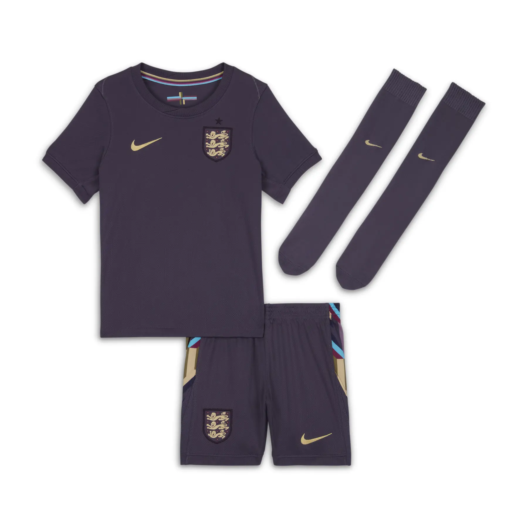 Kinder Outdoor Set England 2024/25