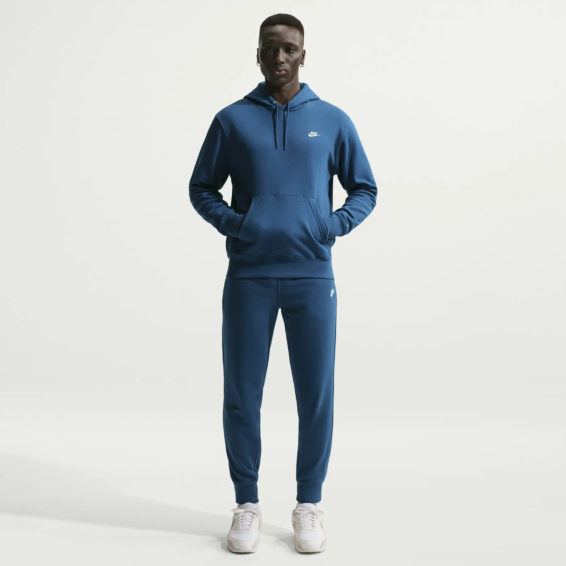 Sudadera con capucha Nike Club