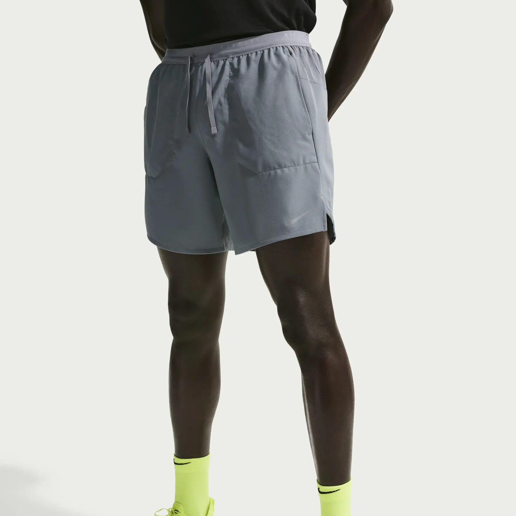 2-in-1 short Nike Stride Dri-Fit