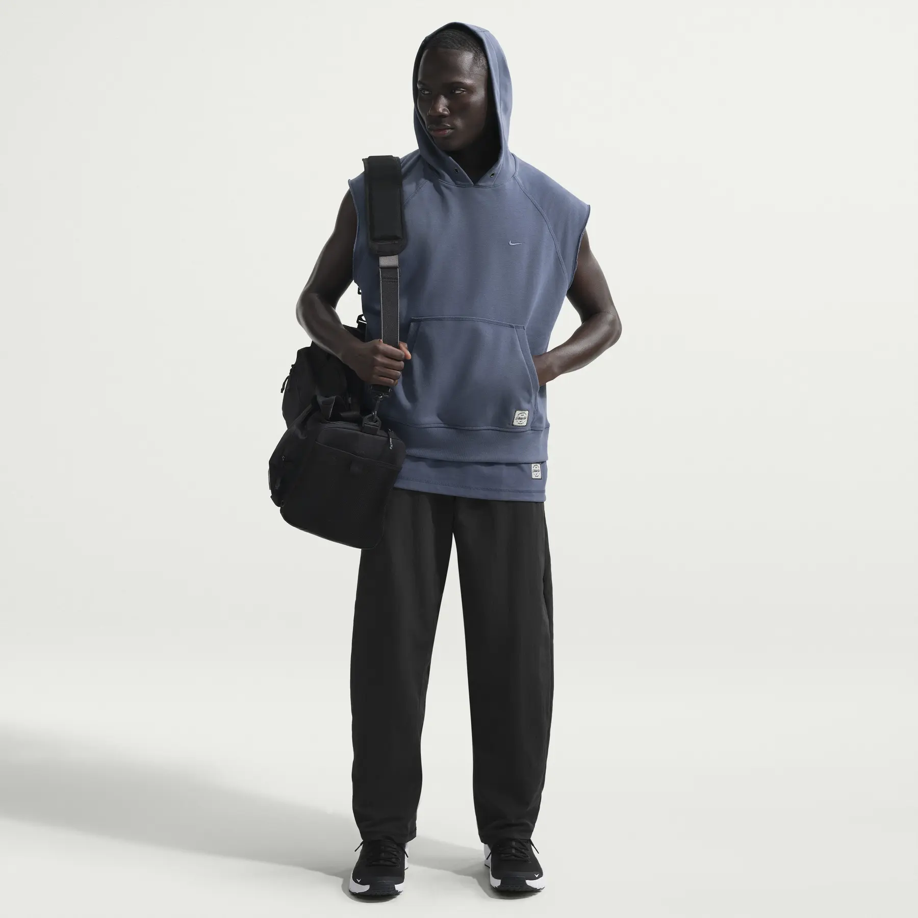 Gilet sport con cappuccio senza maniche Nike NAC