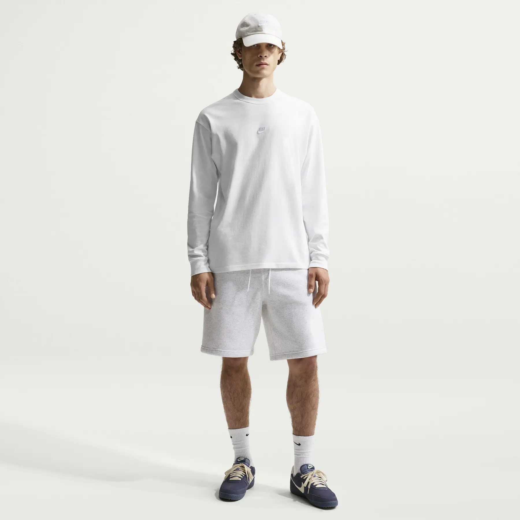 T-shirt Nike Sportswear Premium Essentials