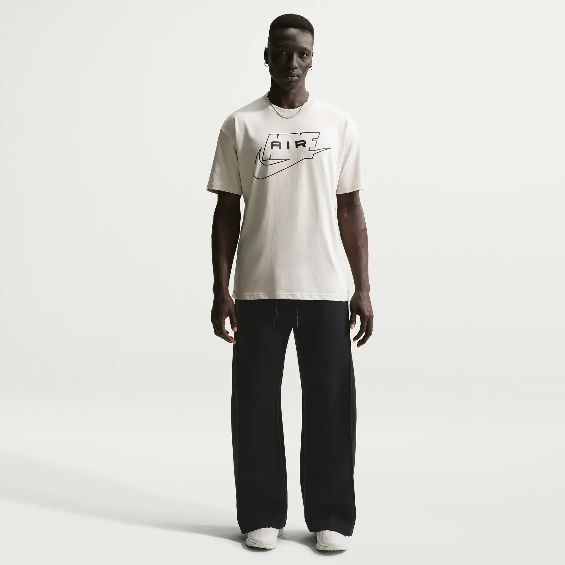 Lockere Baumwoll-T-Shirt aus mittelschwerem Material Nike